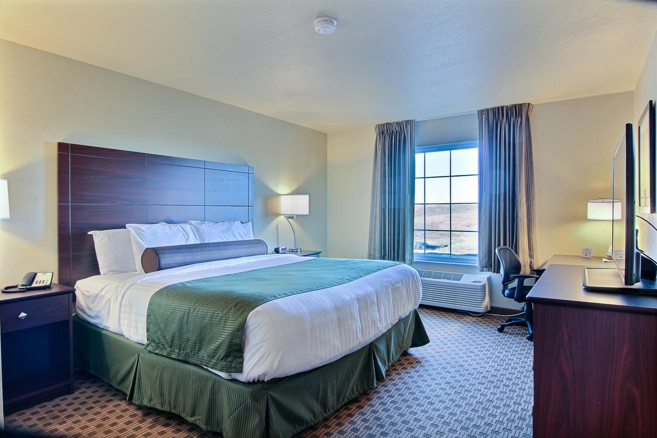 Cobblestone Hotel & Suites - Mccook Luaran gambar