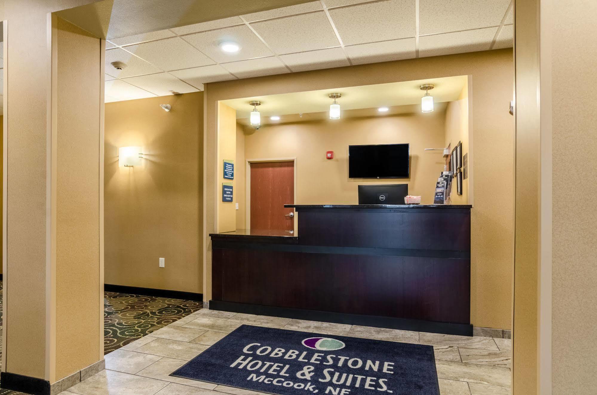 Cobblestone Hotel & Suites - Mccook Luaran gambar